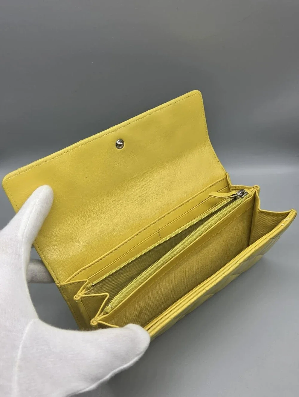 💛CHANEL Authentic Quilted Wallet/Clutch💛